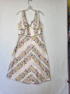 R & K ORIGINALS CREAM FLORAL SLEEVELESS KNEE LENGTH WOMENS DRESS